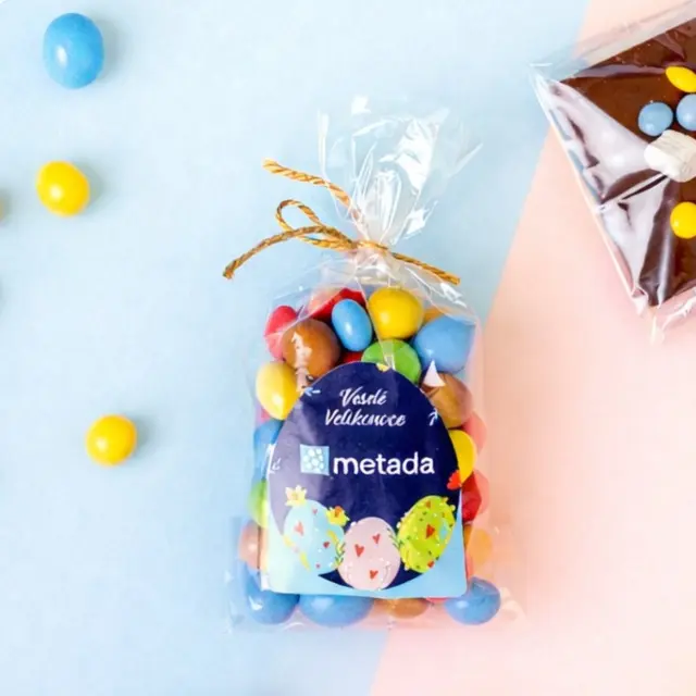 Oříšky sáček se samolepkou